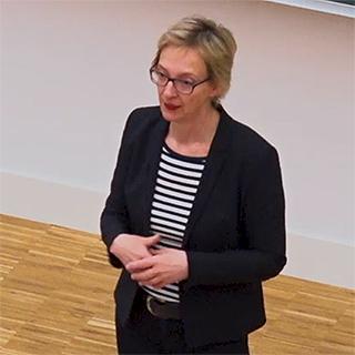 Empowering the Future: Unlocking Innovation Potential with More Women in Computer Science and Digitization